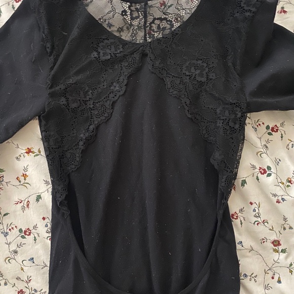 Lace Back Bodysuit - Picture 2 of 2